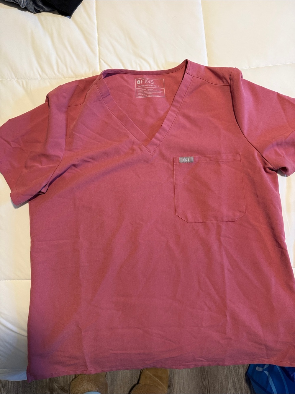 FIGS Women’s Catarina Scrub Top - Mauve (Breast Cancer Awareness Edition)